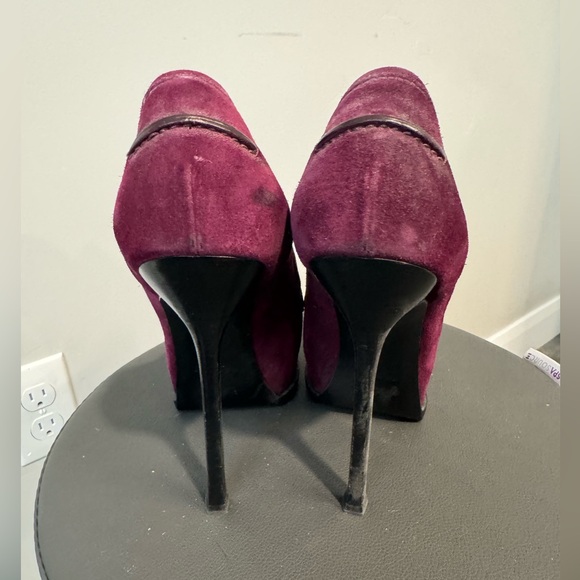 Yves Saint Laurent size 39 purple suede loafer pumps - Picture 5 of 10